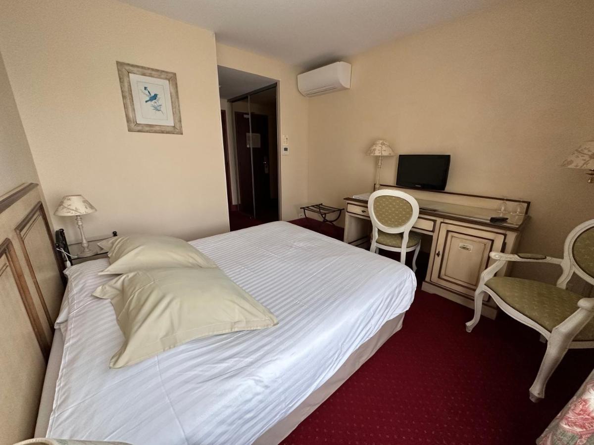 Hotel Domaine De L'Orangerie Bonnat Экстерьер фото